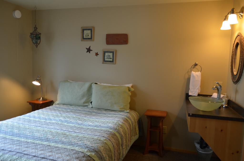 Bay Avenue Inn ホーマー エクステリア 写真